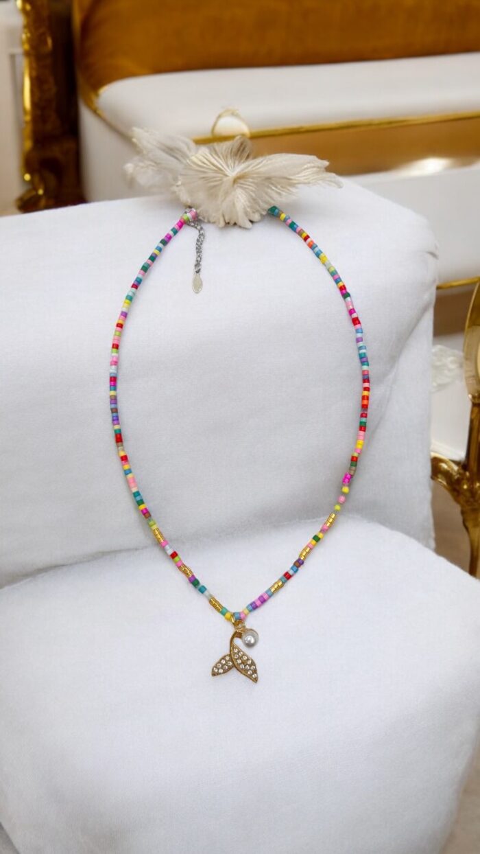 Collana Multicolor Perline Con 2 Foglie e Perla Grande chic mode germogli