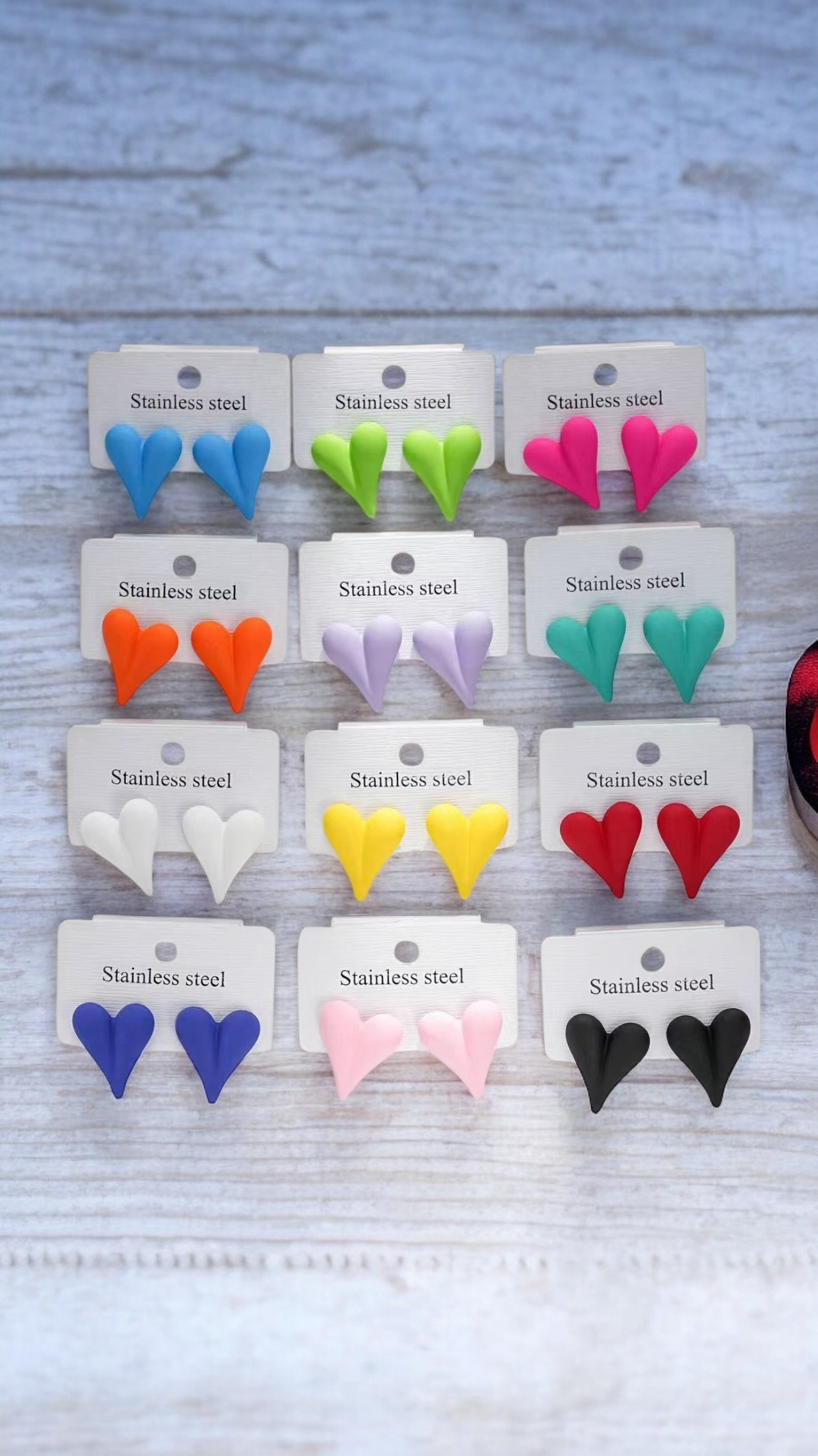 Orecchini Multicolor A Gomma Cuore Stilizzato Chic Mode Germogli