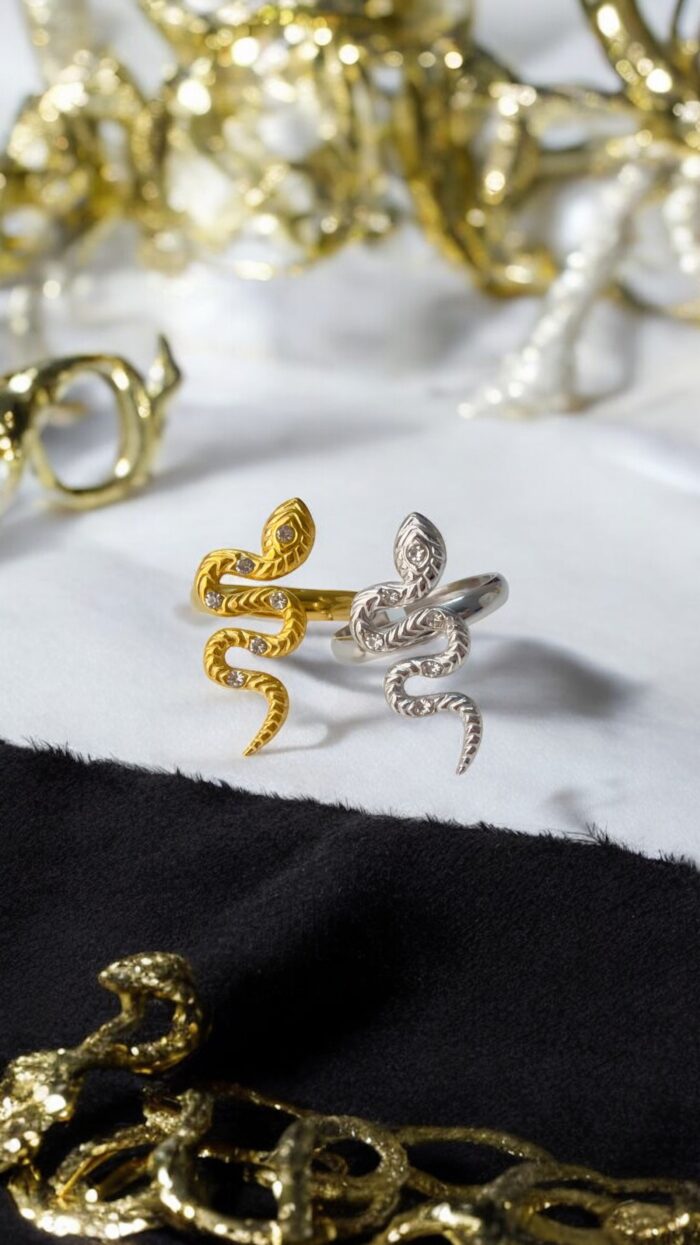 🐍 Anello Serpente con Brillantini