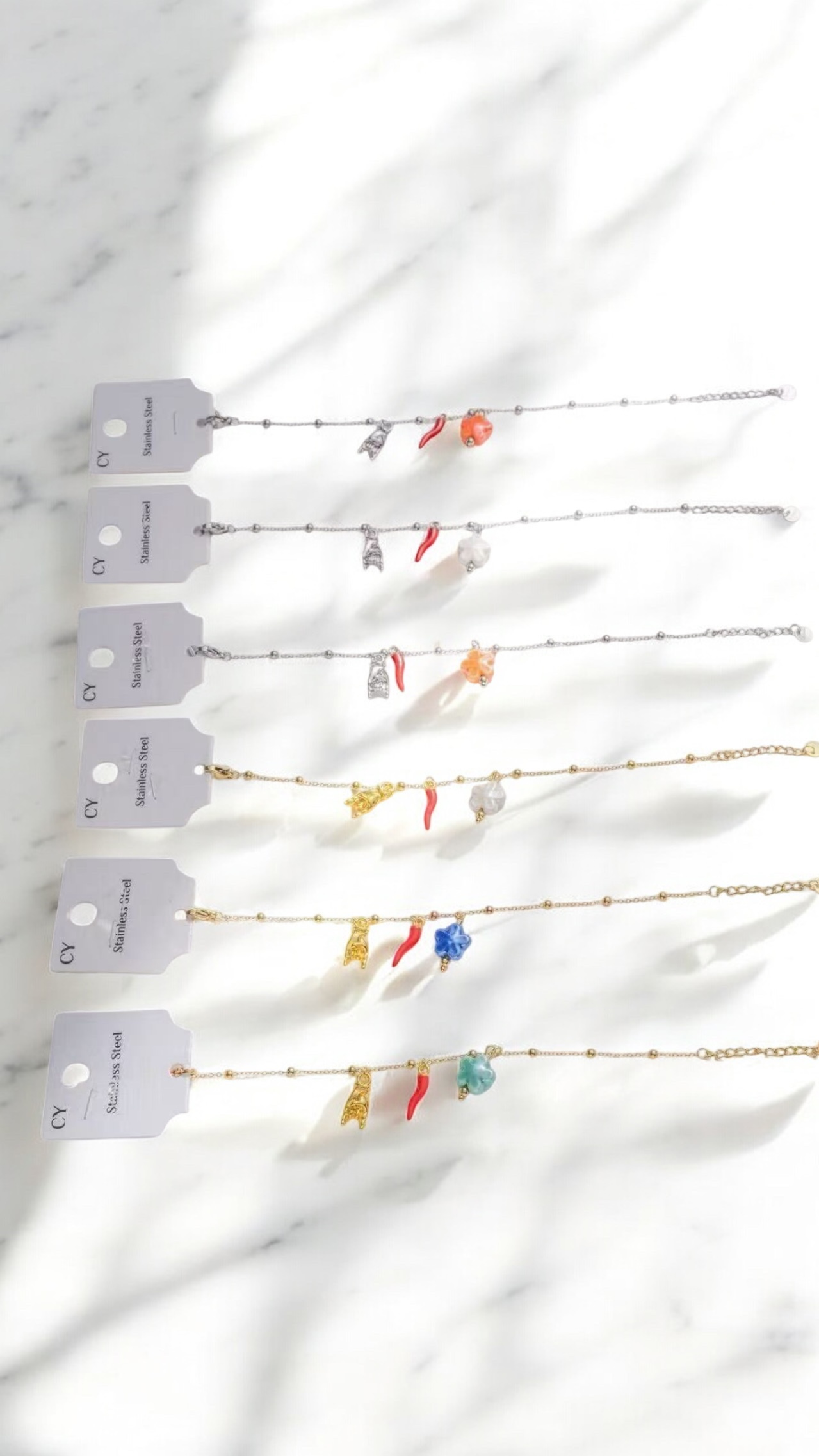 Bracciale In Acciaio Mano, Corno Portafortuna e Pietra Colorata